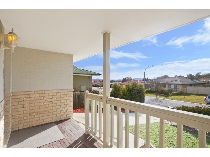 19 Telopea Place, Queanbeyan West NSW 2620
