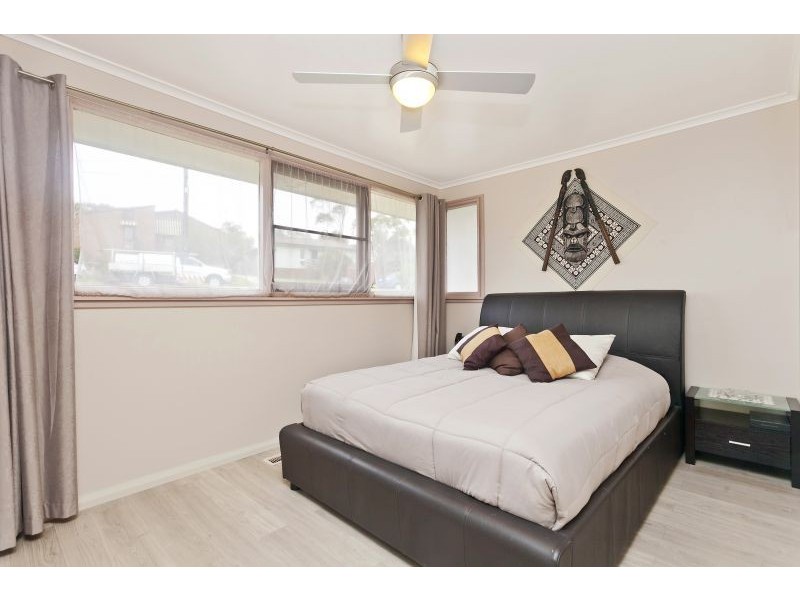 6 Mallee Crescent, Queanbeyan NSW 2620