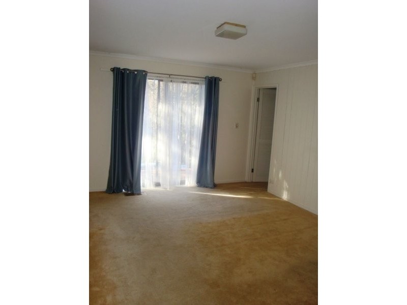 7 Considine Close, Queanbeyan East NSW 2620