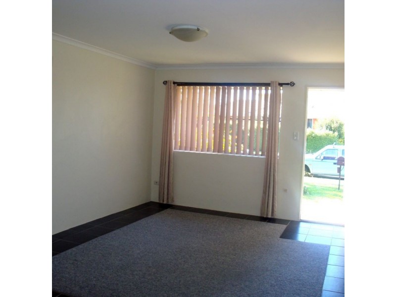 2/6 Killard Street, Queanbeyan NSW 2620