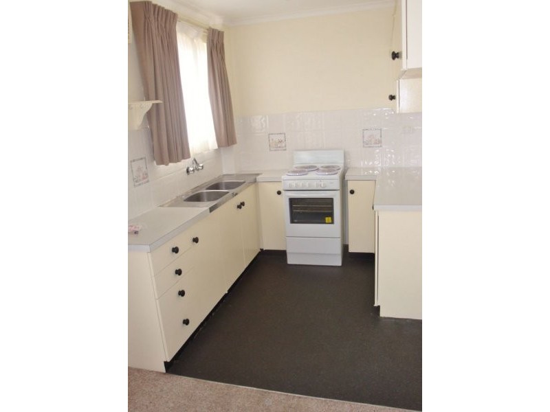 15/30 Trinculo Place, Queanbeyan NSW 2620