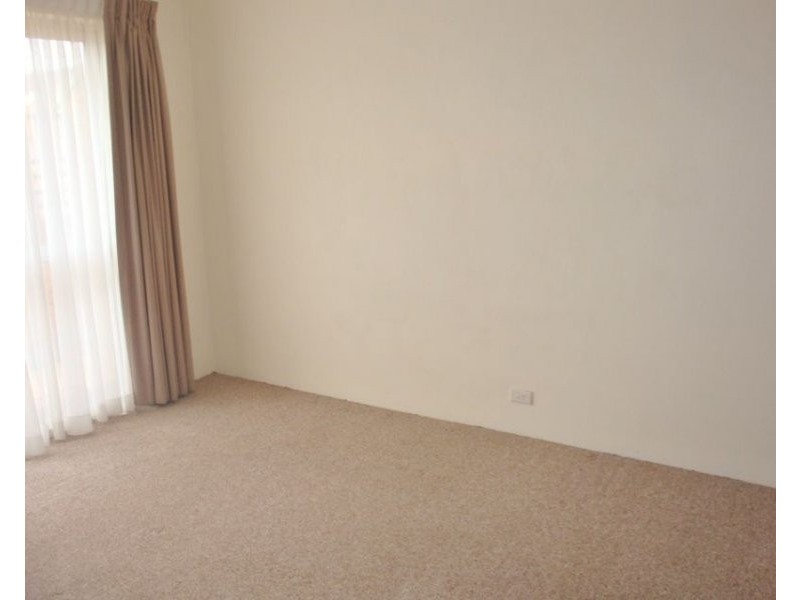 15/30 Trinculo Place, Queanbeyan NSW 2620