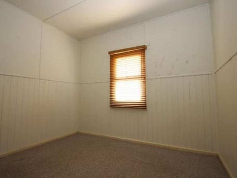 26 Sunnybar Parade, Queanbeyan NSW 2620
