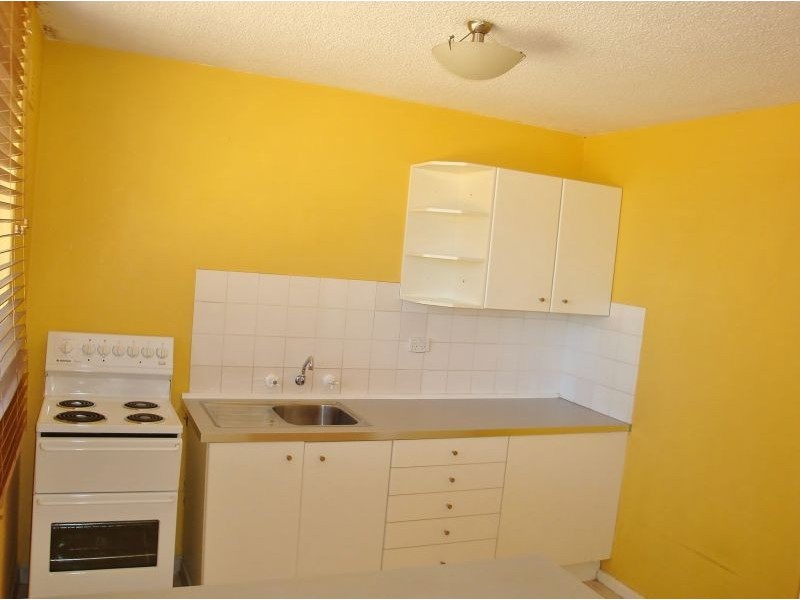 8/6 Stornaway Road,, Queanbeyan NSW 2620