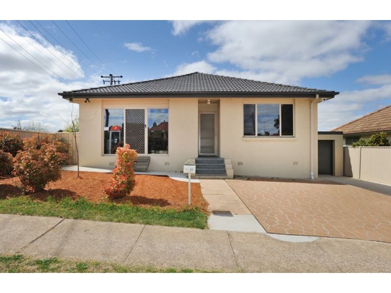 1/30 Ross Road, Queanbeyan NSW 2620
