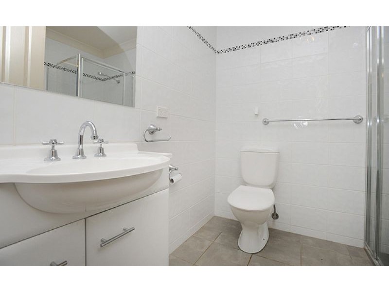 1/30 Ross Road, Queanbeyan NSW 2620