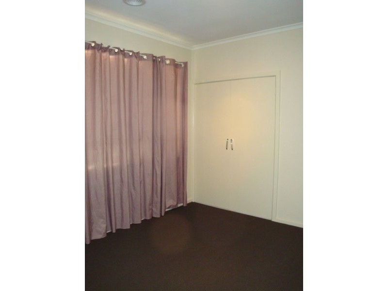 19 Arthur Street, Queanbeyan NSW 2620