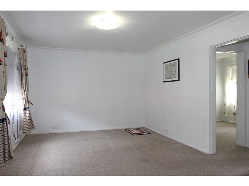 2/56 Atkinson Street, Queanbeyan East NSW 2620