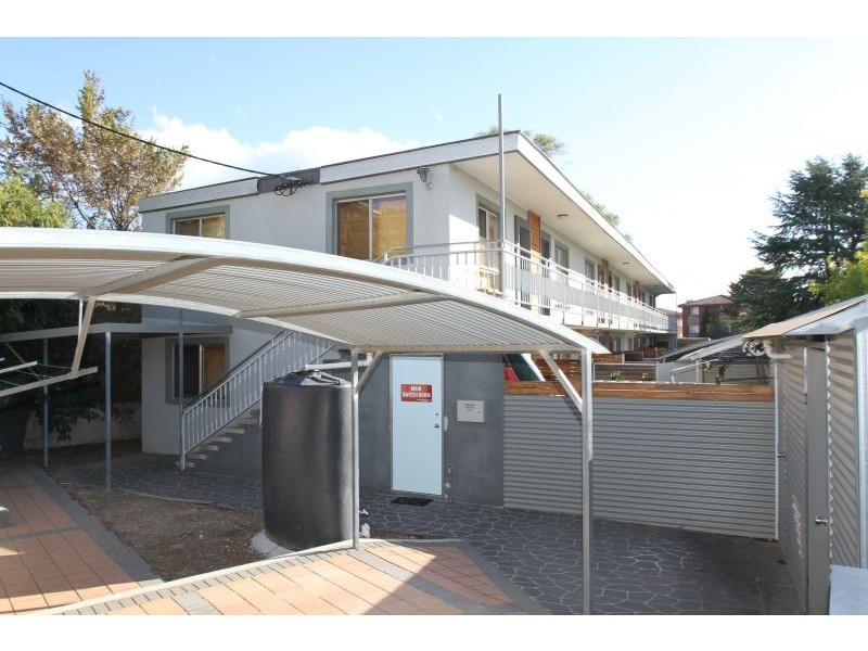 9/8 Davison Street, Queanbeyan NSW 2620