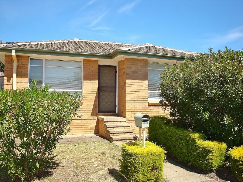 1/74 Tharwa Road, Queanbeyan NSW 2620