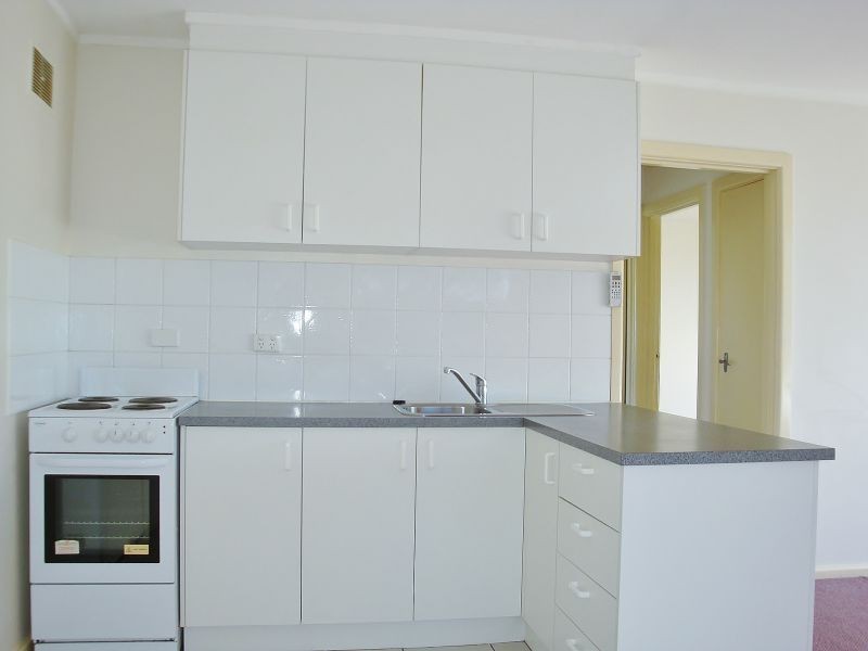 1/74 Tharwa Road, Queanbeyan NSW 2620