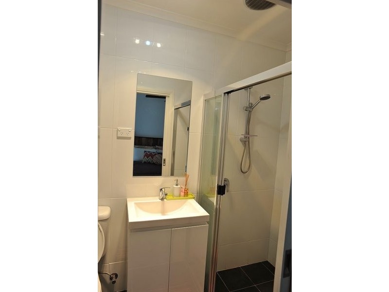 1/100 Uriarra Road, Queanbeyan NSW 2620