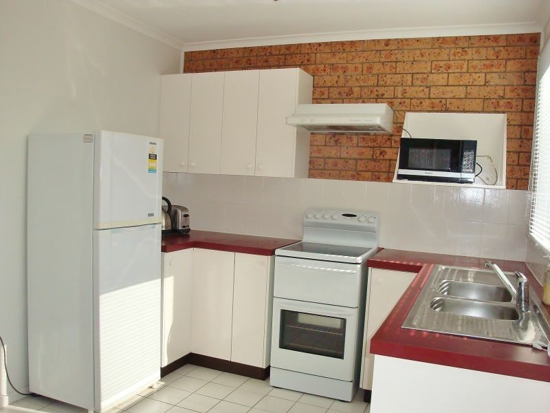 11/11 Donald Road, Queanbeyan NSW 2620