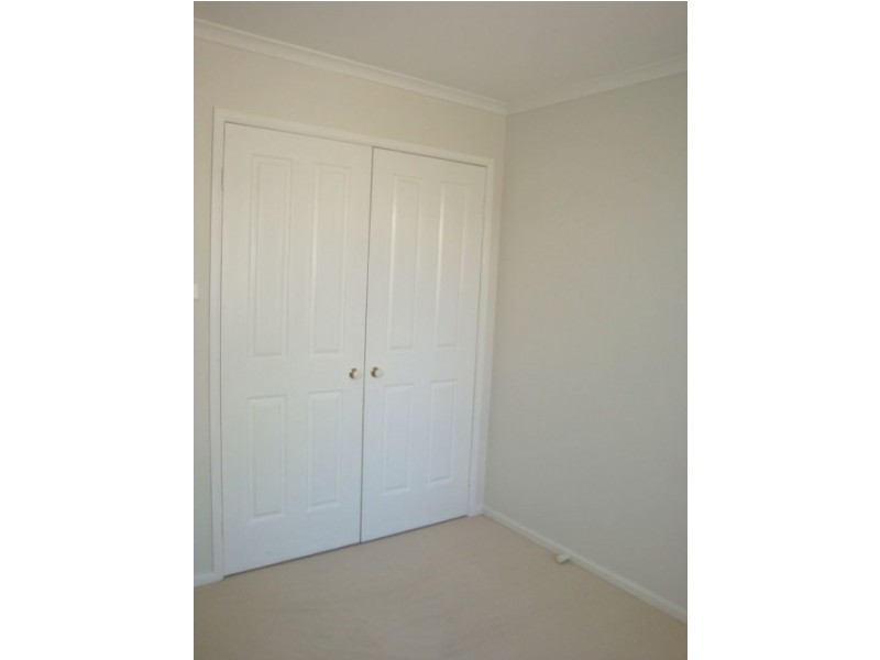 17 Thomas Royal Gardens, Queanbeyan NSW 2620