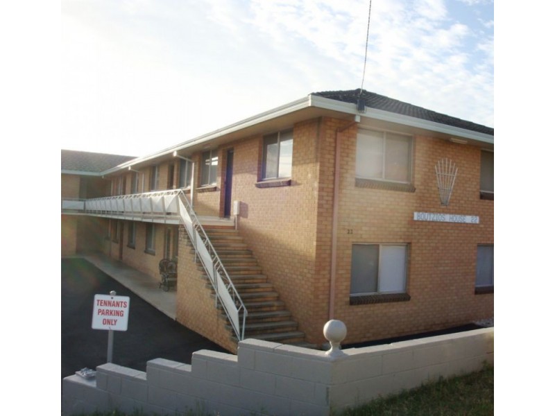 4/22 Stornaway Road, Queanbeyan NSW 2620