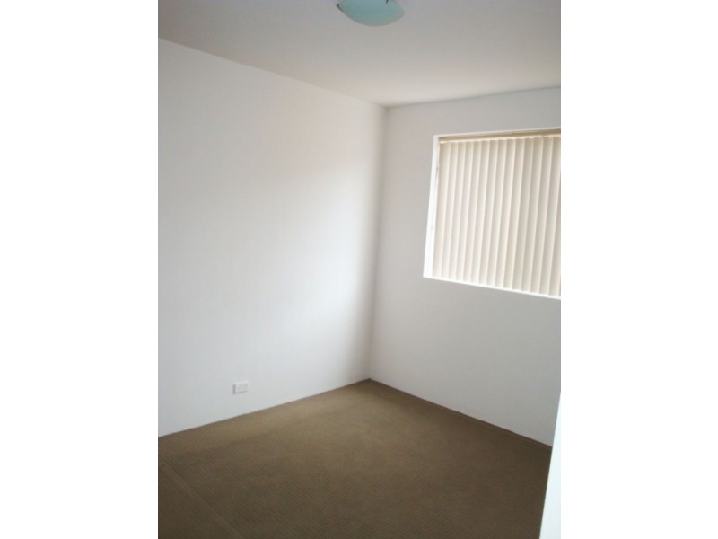 4/22 Stornaway Road, Queanbeyan NSW 2620