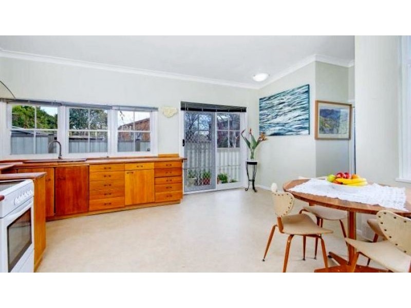 101 Uriarra Road, Queanbeyan NSW 2620