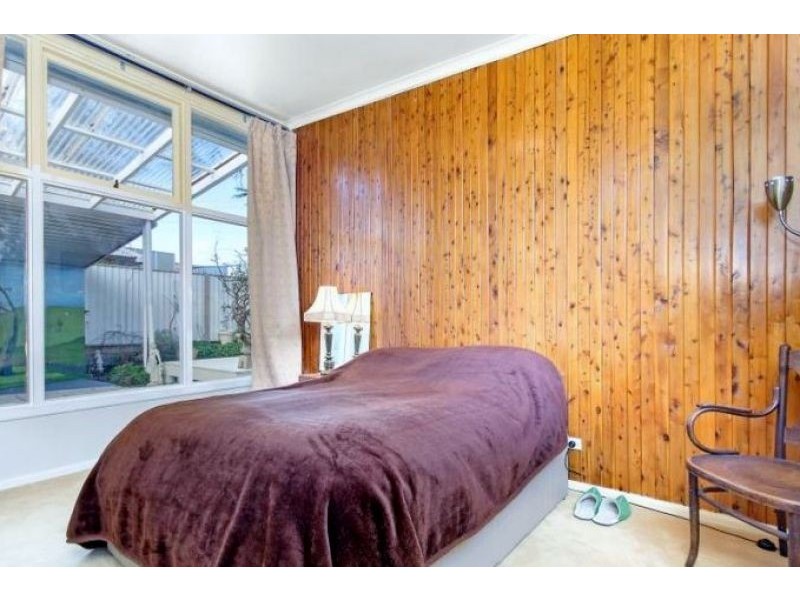 101 Uriarra Road, Queanbeyan NSW 2620