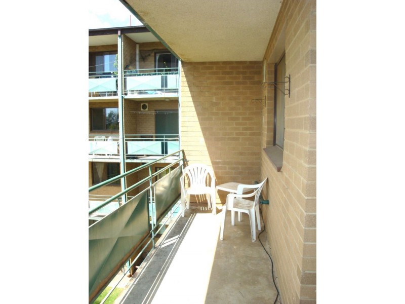 17/12 King Street, Queanbeyan NSW 2620