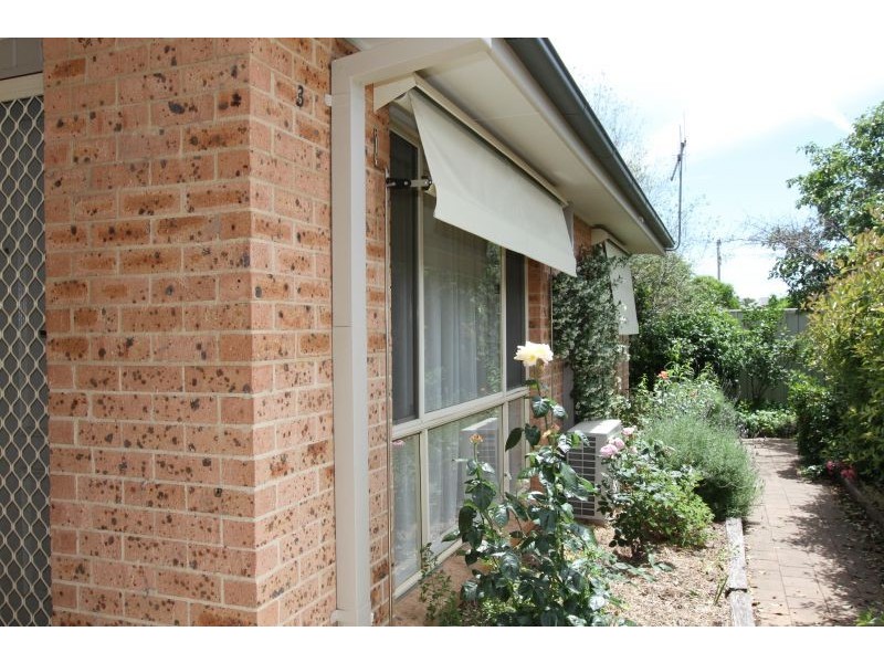 3/13 Ross Road, Queanbeyan NSW 2620