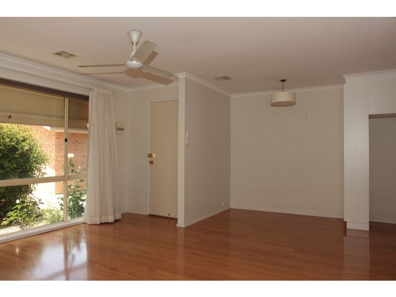 3/13 Ross Road, Queanbeyan NSW 2620