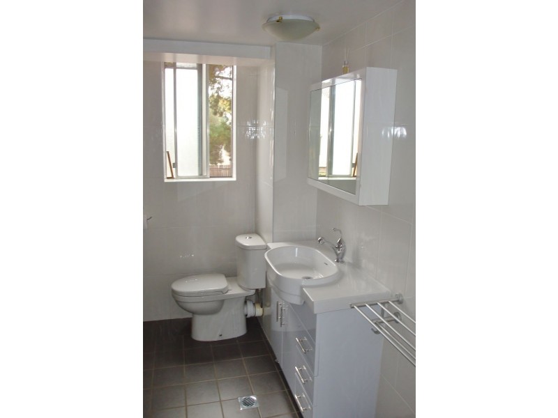 1/17 Campbell Street, Queanbeyan NSW 2620