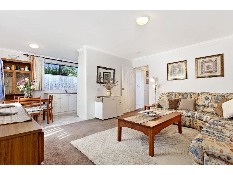 1/38 Antill Street, Queanbeyan NSW 2620