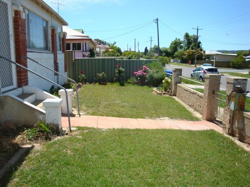 75 Stornaway Road, Queanbeyan NSW 2620