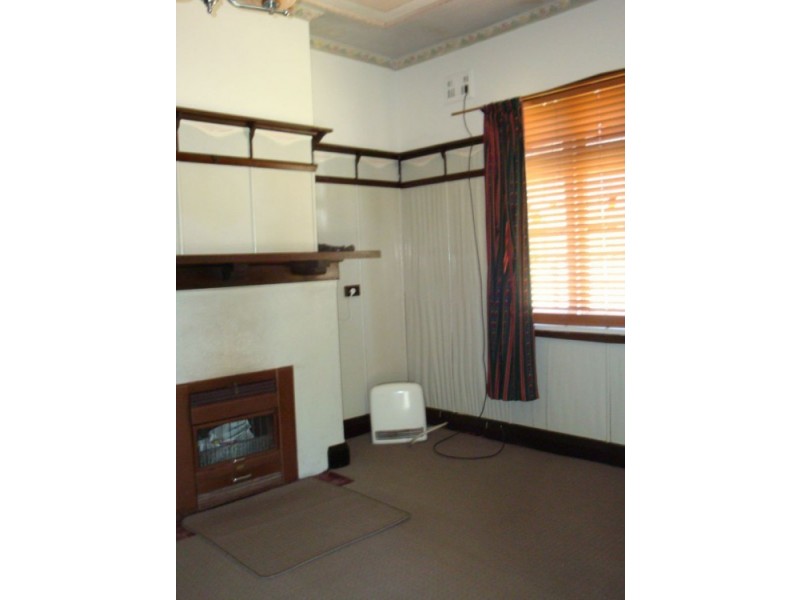 75 Stornaway Road, Queanbeyan NSW 2620