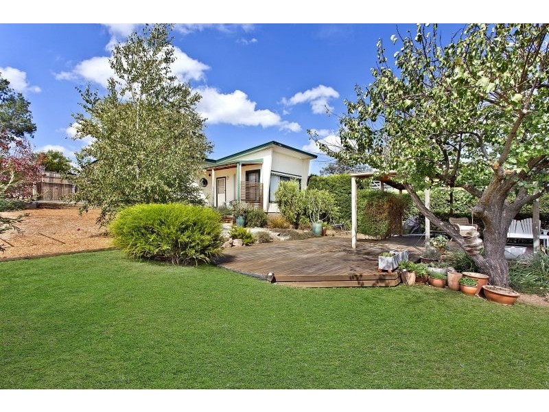 46 Crest Road, Crestwood NSW 2620