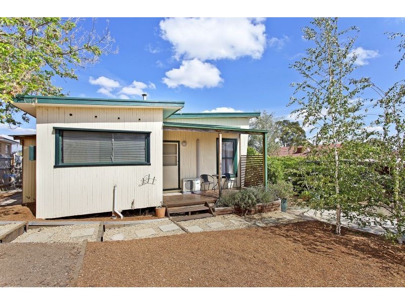 46 Crest Road, Crestwood NSW 2620