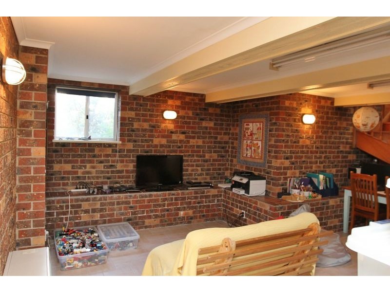 93 Munro Road, Queanbeyan NSW 2620