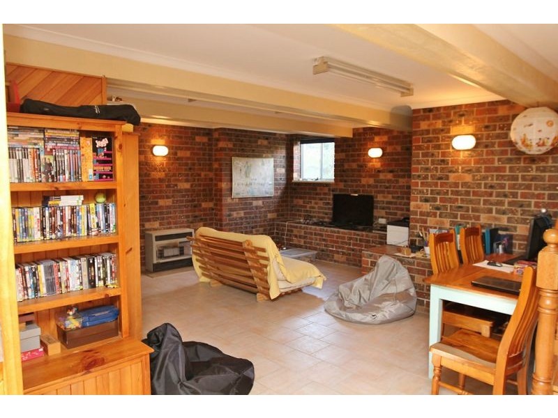 93 Munro Road, Queanbeyan NSW 2620