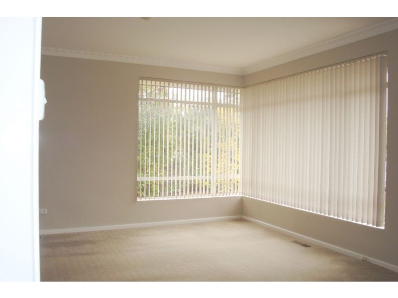 35 Booth Street, Queanbeyan NSW 2620