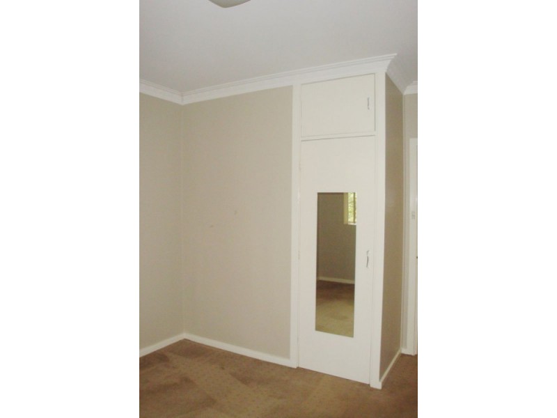 35 Booth Street, Queanbeyan NSW 2620