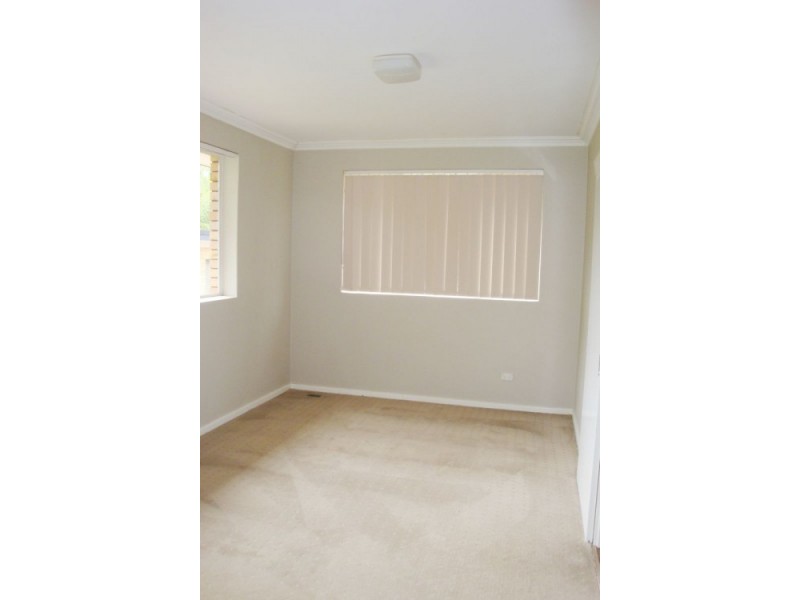 35 Booth Street, Queanbeyan NSW 2620