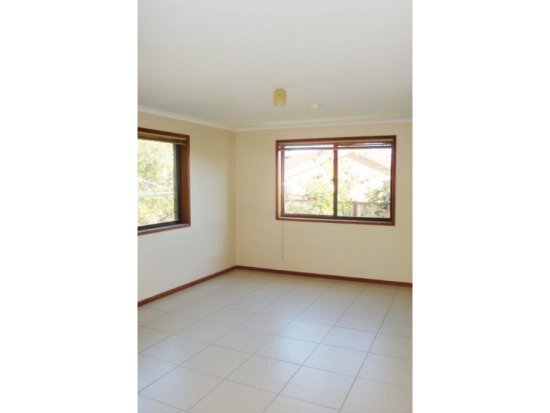 93B Henry Melville Crescent, Gilmore ACT 2905