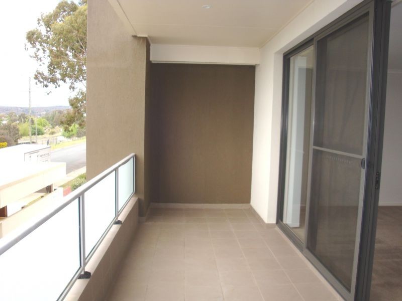 11/88 Henderson Road, Queanbeyan NSW 2620