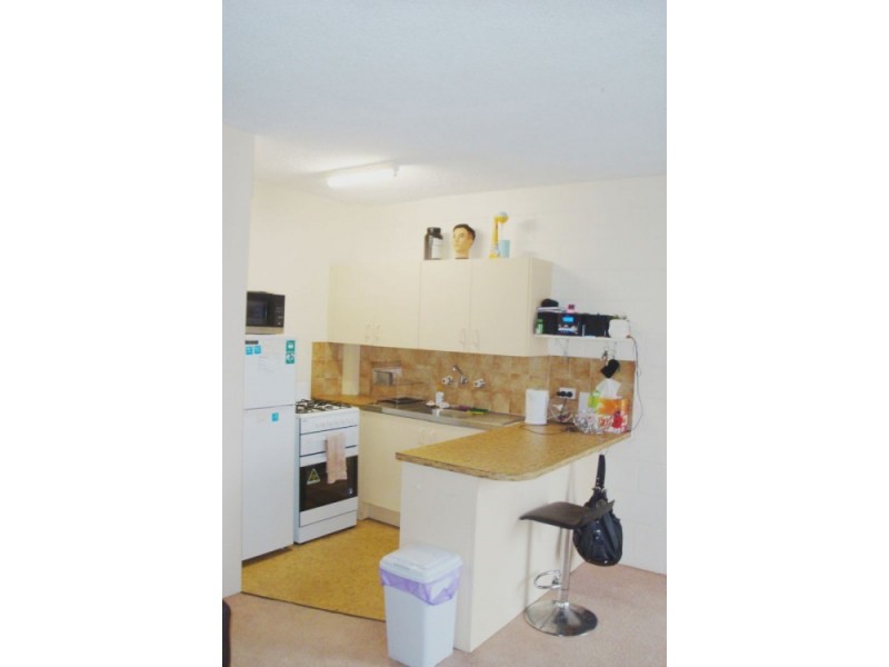 9/10 Macquoid Street, Queanbeyan NSW 2620