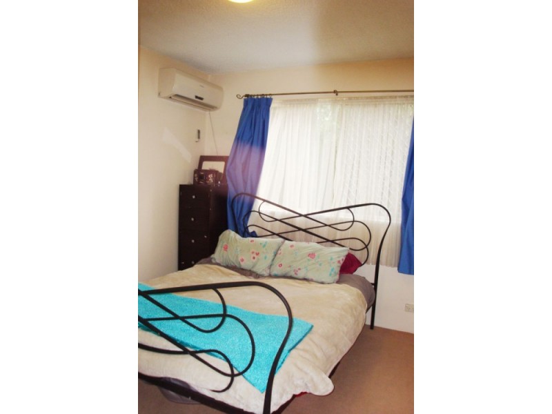 9/10 Macquoid Street, Queanbeyan NSW 2620