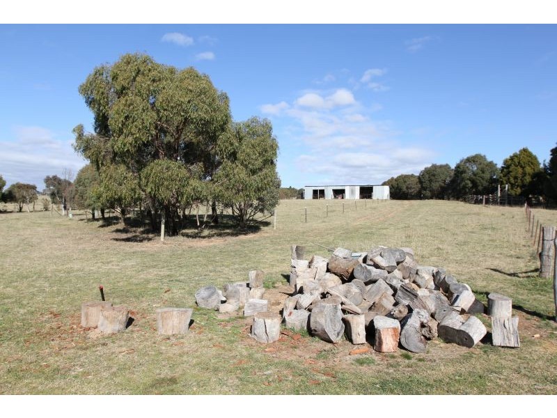 438 Plains Road, Hoskinstown NSW 2621