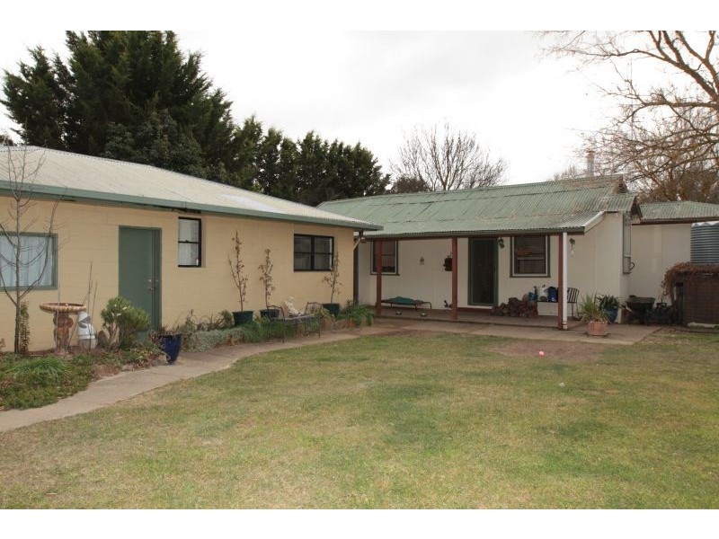 438 Plains Road, Hoskinstown NSW 2621