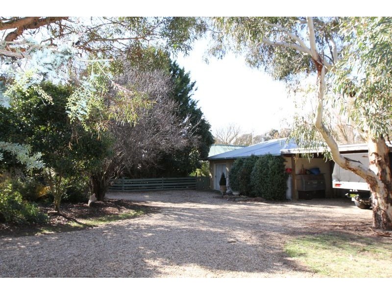 438 Plains Road, Hoskinstown NSW 2621