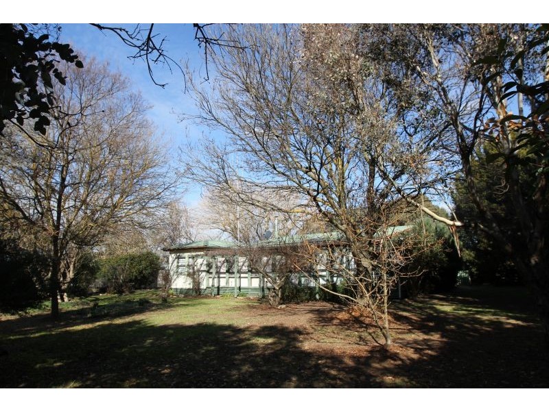 438 Plains Road, Hoskinstown NSW 2621