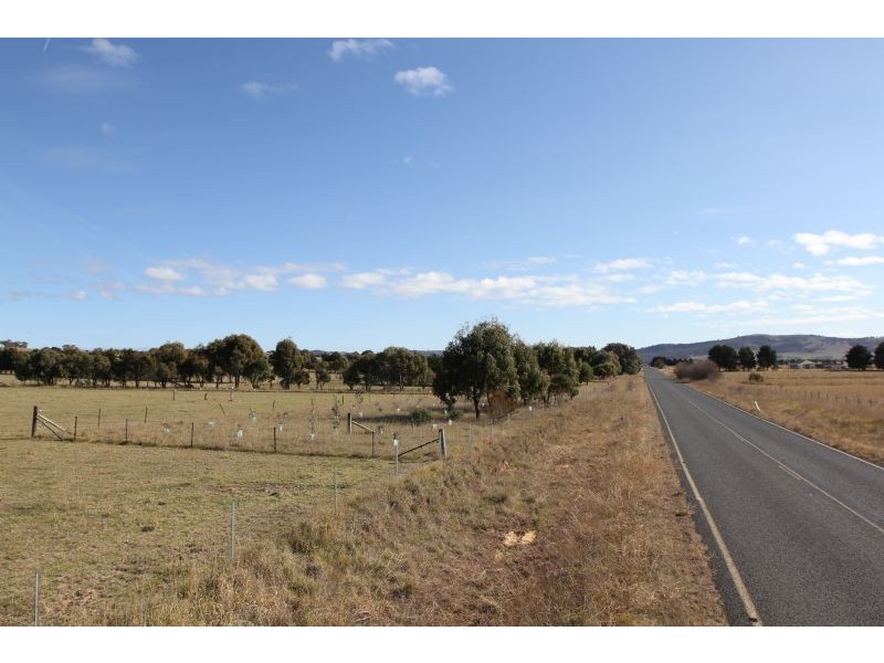 438 Plains Road, Hoskinstown NSW 2621