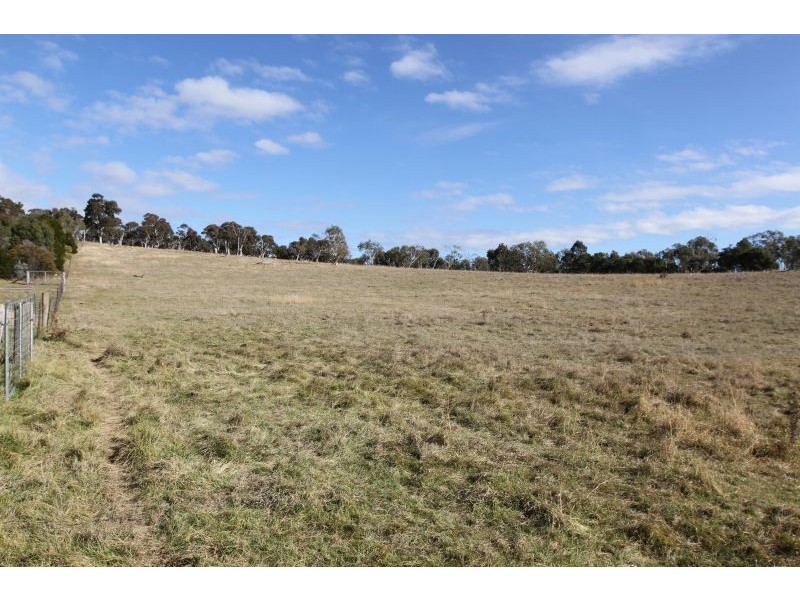 438 Plains Road, Hoskinstown NSW 2621