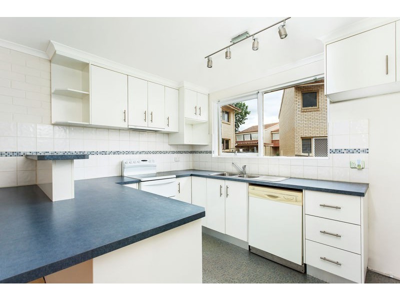 12/16 Broughton Place, Queanbeyan NSW 2620