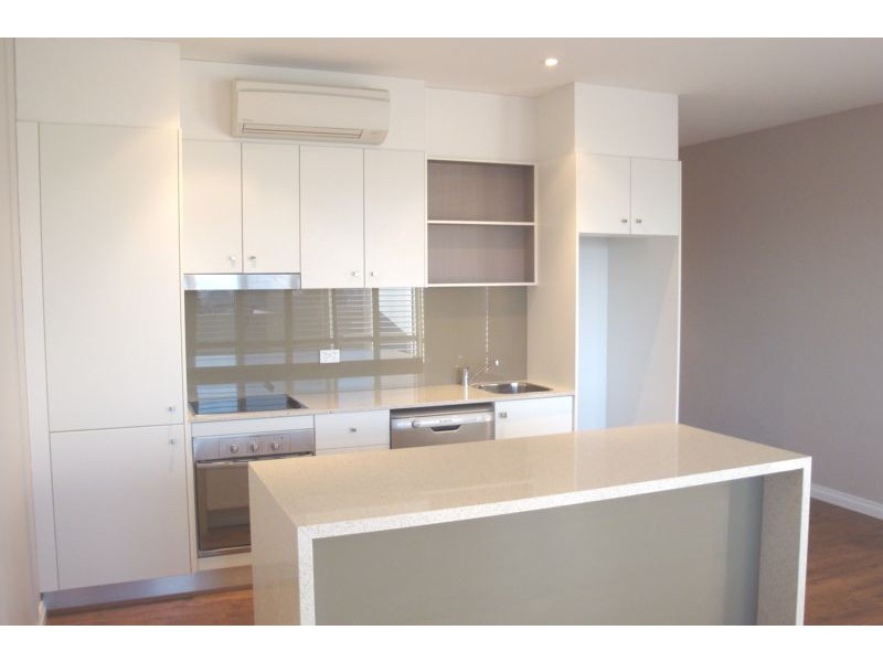 10B/17 URIARRA ROAD, Queanbeyan NSW 2620