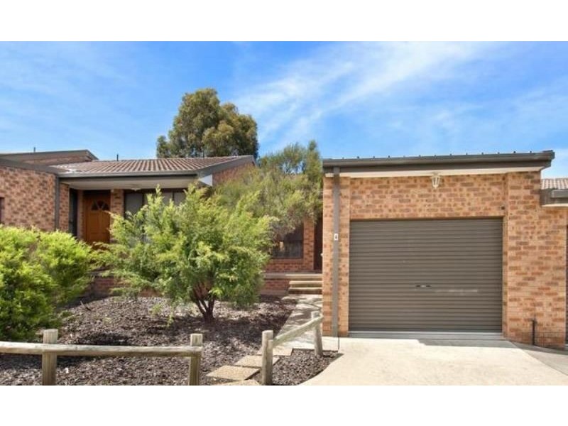 4/24 Carrington Street, Queanbeyan NSW 2620