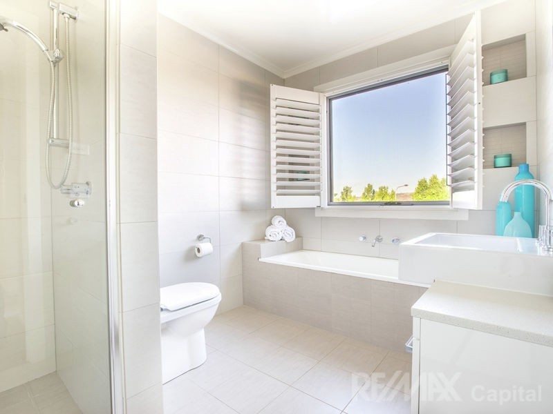 44 De Bortoli Street, Harrison ACT 2914
